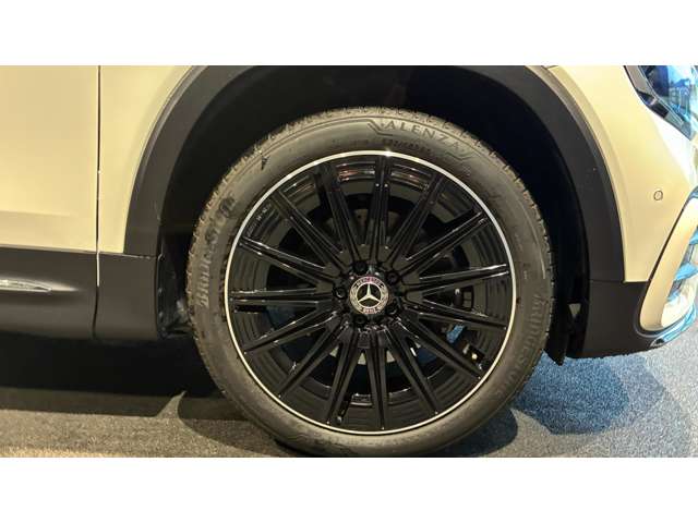 Mercedes-Benz GLB 9