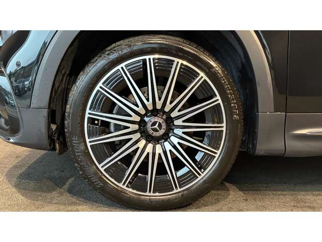 Mercedes-Benz GLB 3