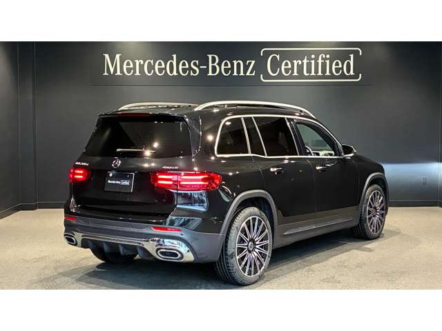 Mercedes-Benz GLB 8