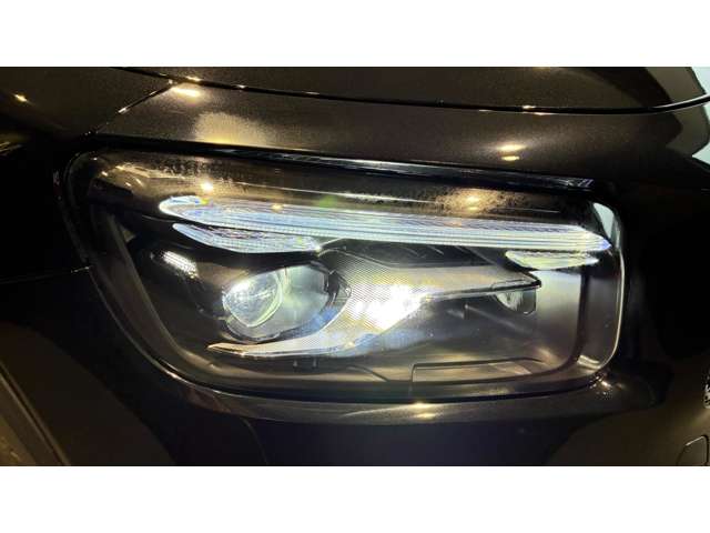Mercedes-Benz GLB 9