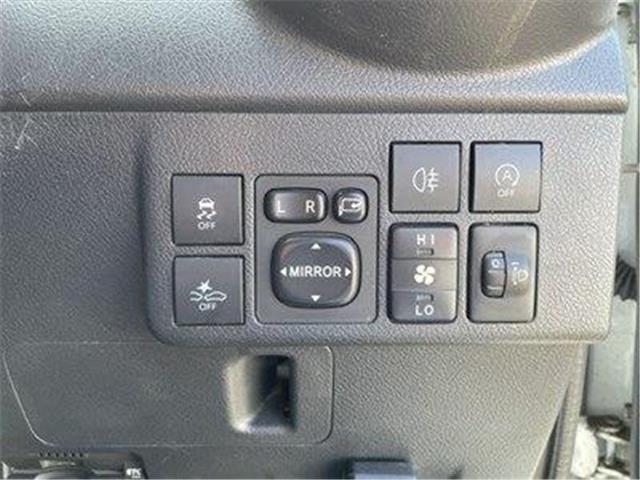 Toyota Town Ace Van 11