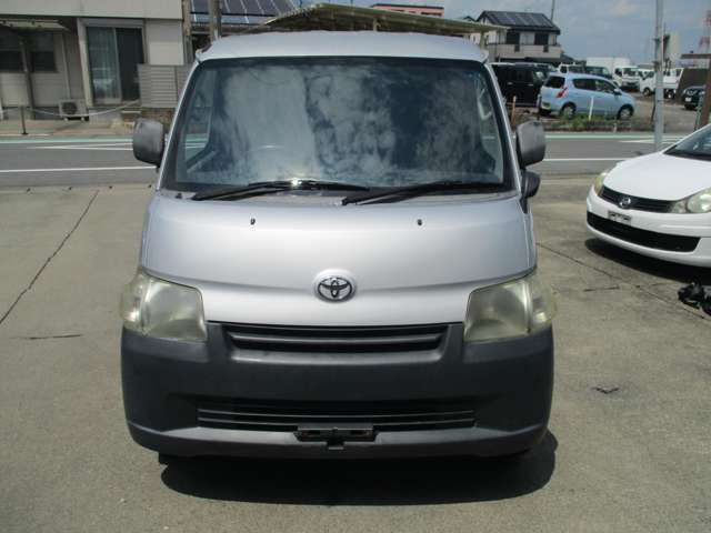 Toyota Town Ace Van 2