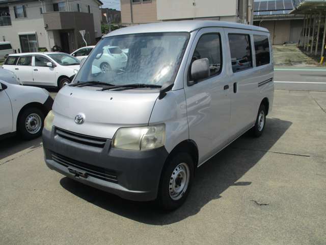 Toyota Town Ace Van 3