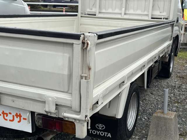 Toyota Toyoace 11