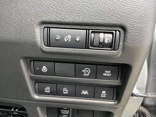 Mitsubishi Delica Mini 12