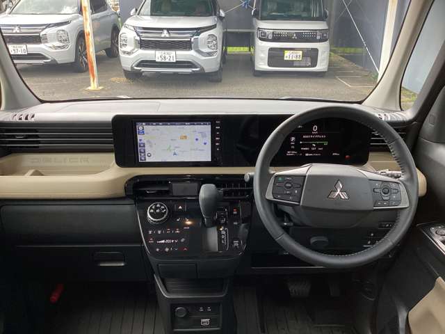 Mitsubishi Delica Mini 5