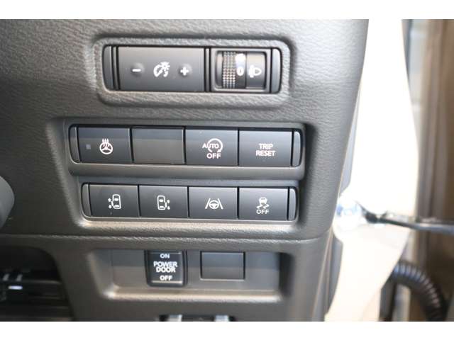 Mitsubishi Delica Mini 11