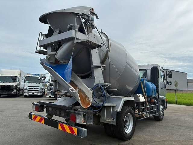 Hino Ranger 9