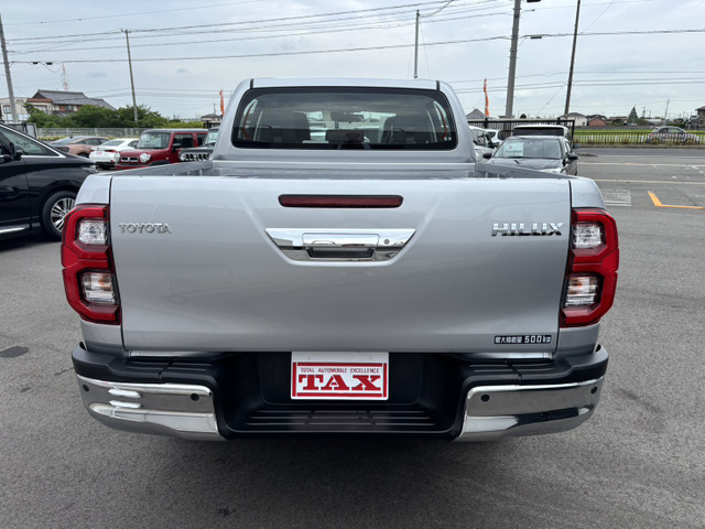 Toyota Hilux 3