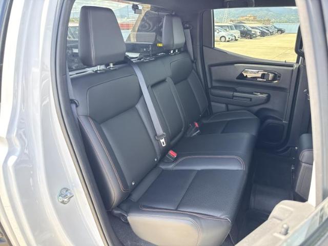 Mitsubishi Triton 7