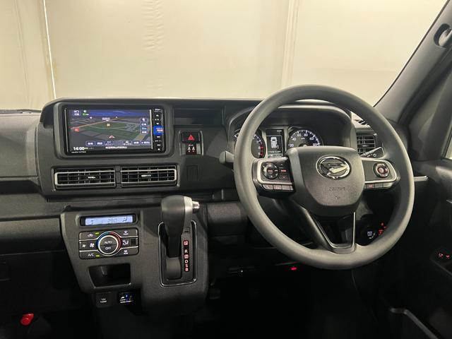 Daihatsu Atrai 5
