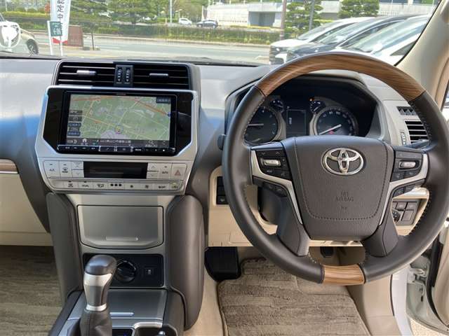Toyota Land Cruiser Prado 10