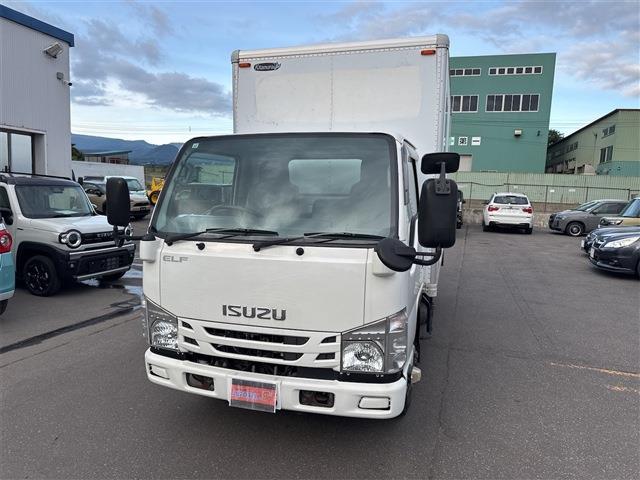 Isuzu Elf 2