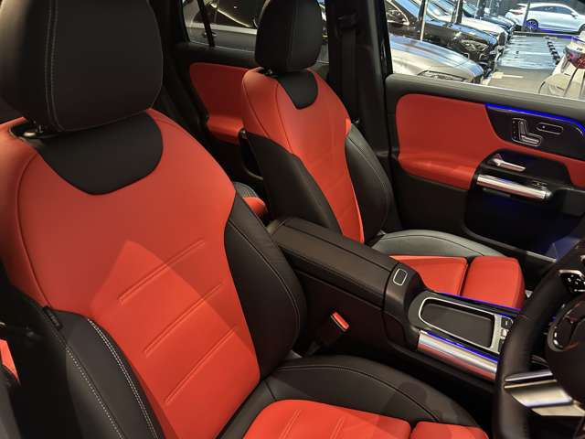 Mercedes-Benz GLA-Class 5