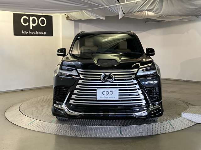 Lexus LX 2