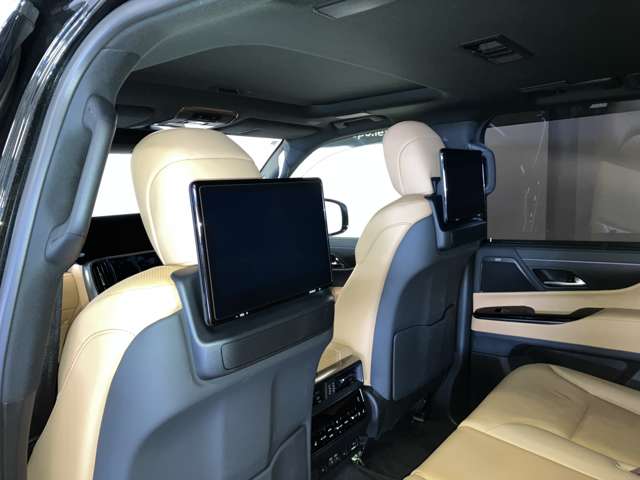 Lexus LX 5