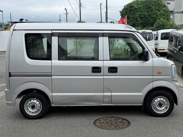 Nissan NV100 Clipper 4