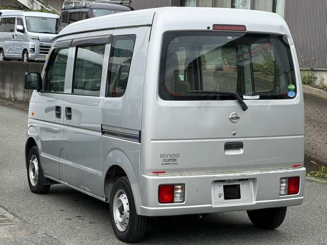 Nissan NV100 Clipper 6