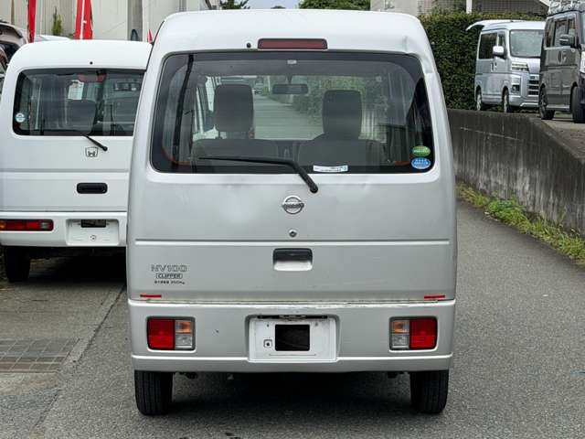 Nissan NV100 Clipper 7