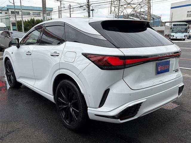 Lexus RX 7