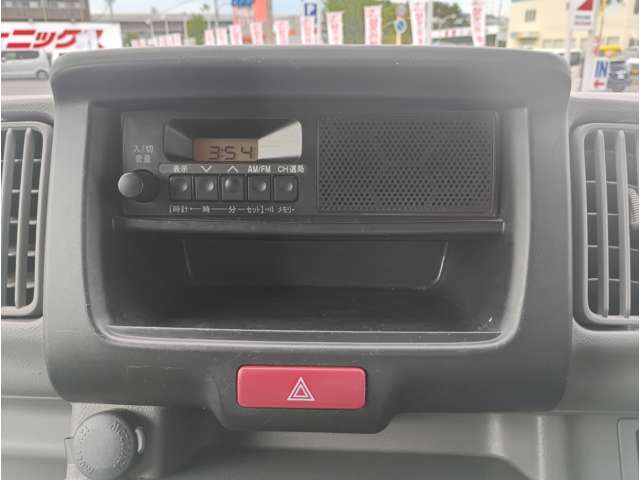 Nissan NV100 Clipper 12