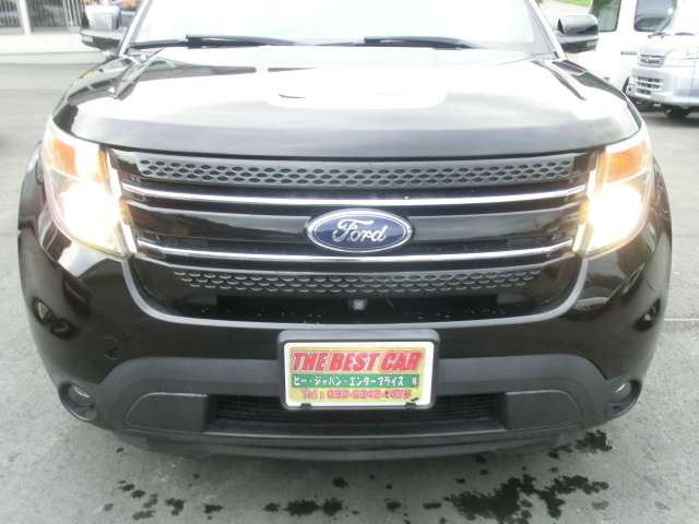 Ford Explorer 8
