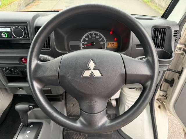 Mitsubishi Minicab Van 12