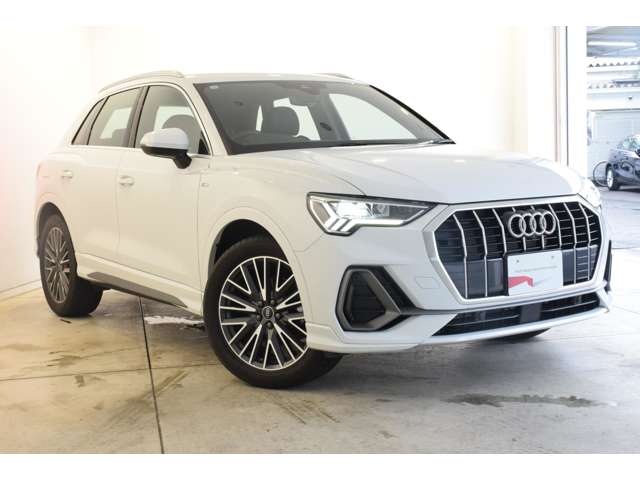 Audi Q3 6