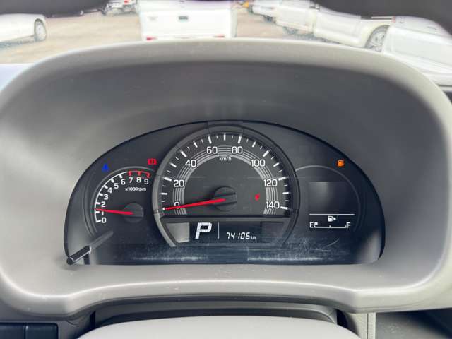 Nissan NV100 Clipper 3