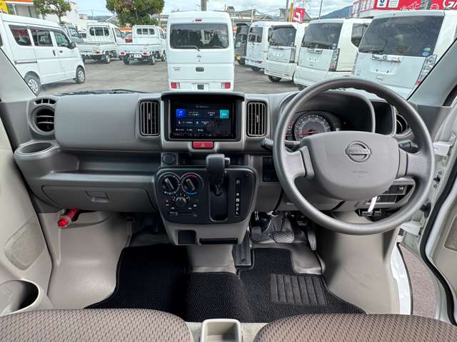 Nissan NV100 Clipper 7