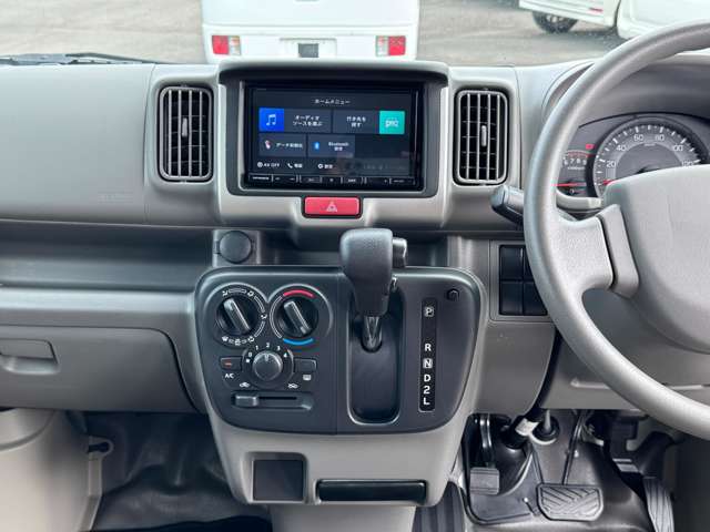 Nissan NV100 Clipper 9