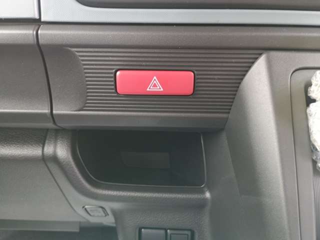 Suzuki Spacia Base 12