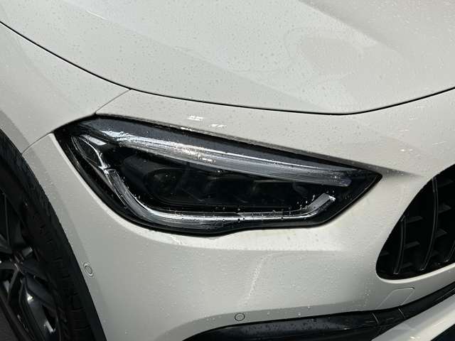 Mercedes-Benz GLA-Class 7