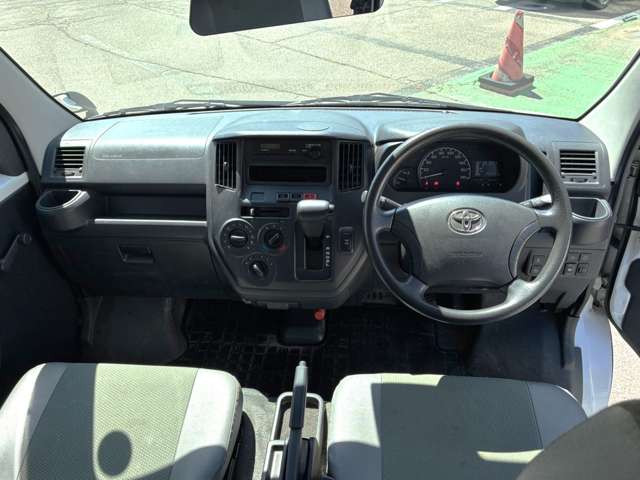 Toyota Town Ace Van 4