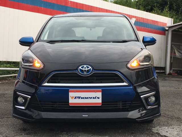 Toyota Sienta 3