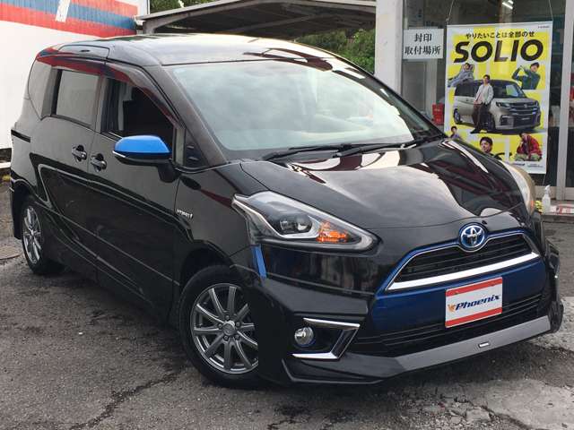 Toyota Sienta 4