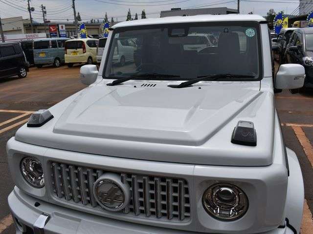Suzuki Jimny Sierra 6