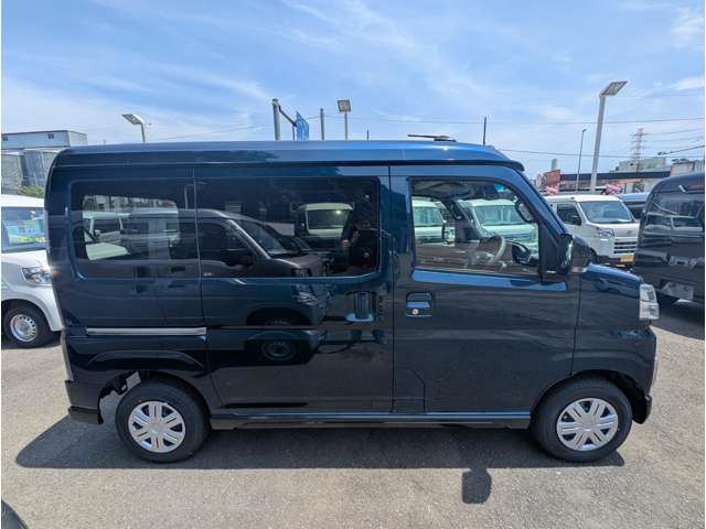 Daihatsu Atrai 7