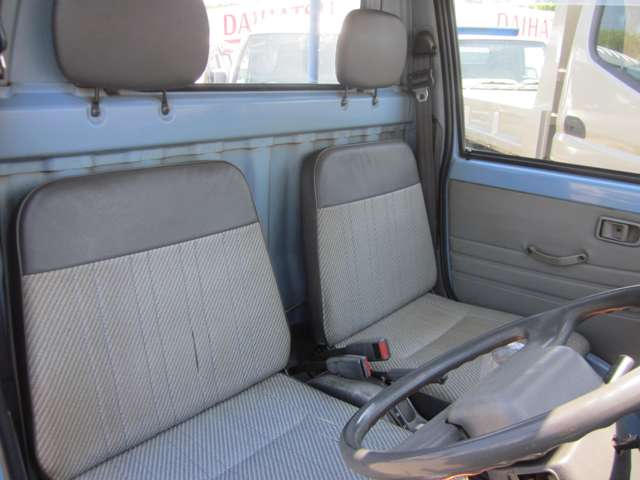 Daihatsu Hijet Pickup 11