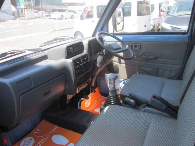 Daihatsu Hijet Pickup 12