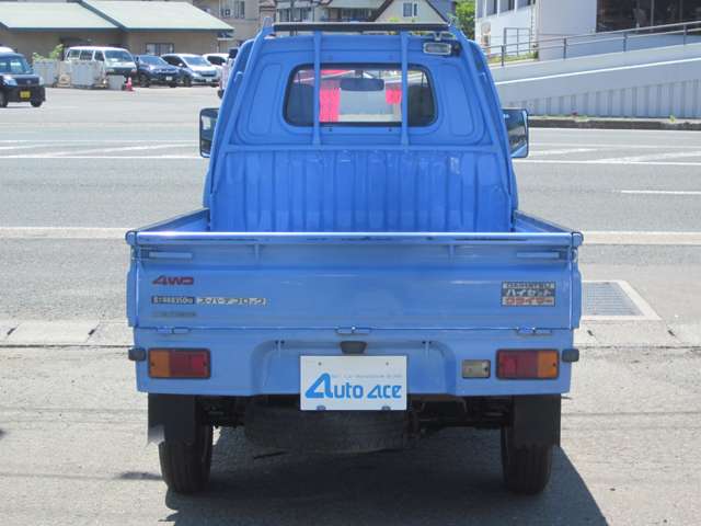 Daihatsu Hijet Pickup 7