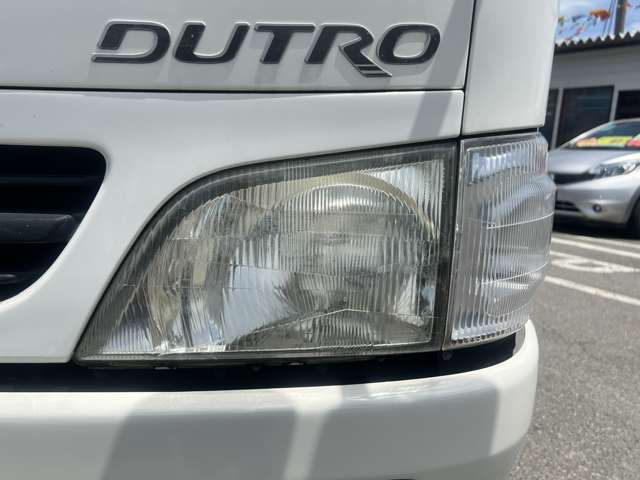 Hino Dutro 12