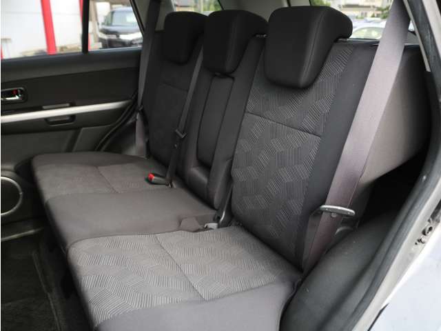 Suzuki Escudo 11