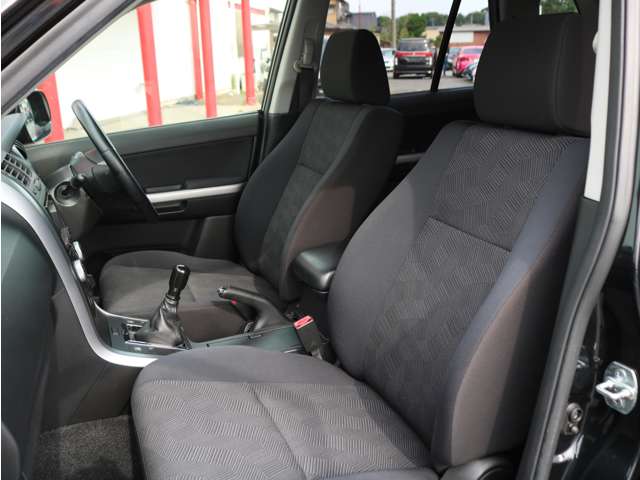 Suzuki Escudo 6