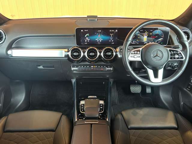Mercedes-Benz GLB 6