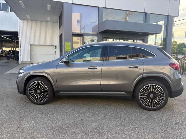 Mercedes-Benz EQA 10
