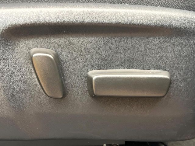 Toyota Hilux 6