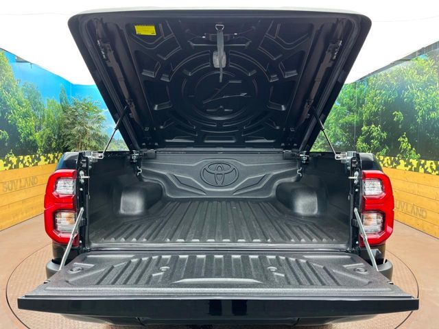 Toyota Hilux 10
