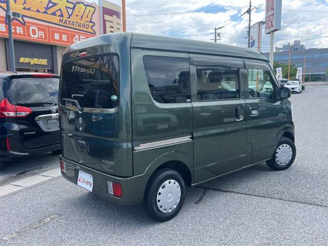 Suzuki Every 8