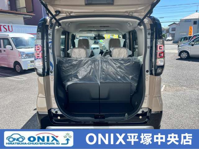 Mitsubishi Delica Mini 10